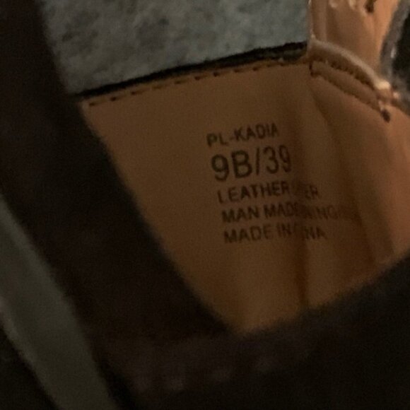 BCBGeneration Kadia Women’s Black Leather Heel Back Zipper Lattice Cage Shoes - Picture 11 of 12